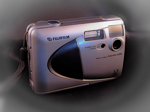 Fujifilm FinePix 1300 product image