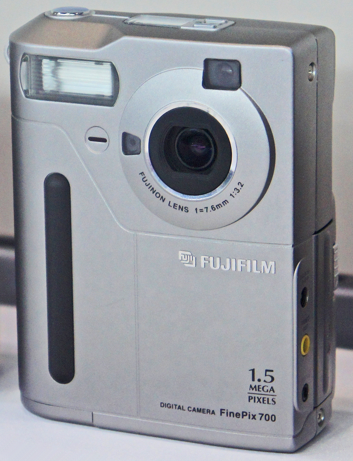 Fujifilm FinePix 700 product image