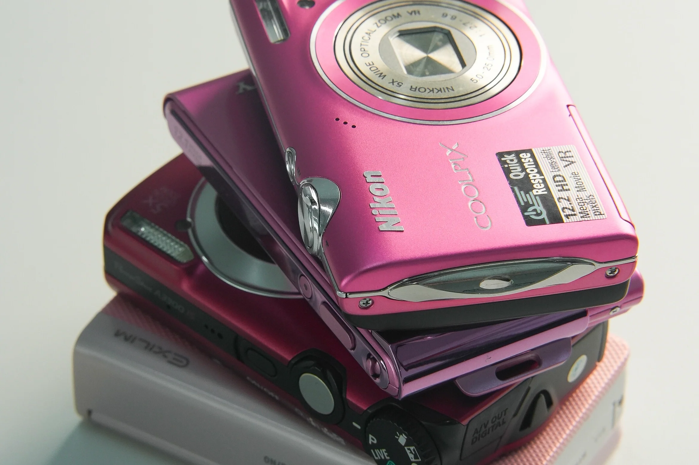 Fujifilm FinePix JV110 product image