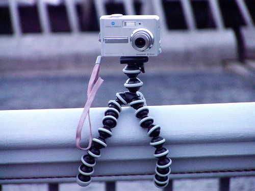 Konica Minolta DiMAGE E500 product image