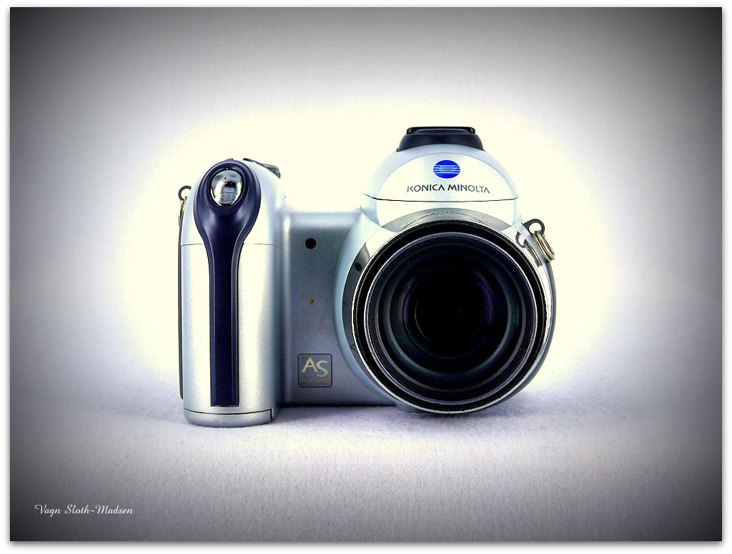 Konica Minolta DiMAGE Z3 product image