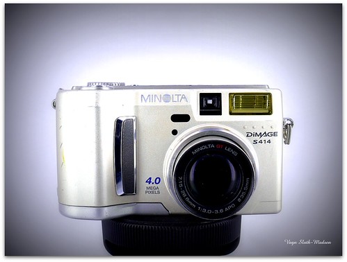 Minolta DiMAGE S414 product image