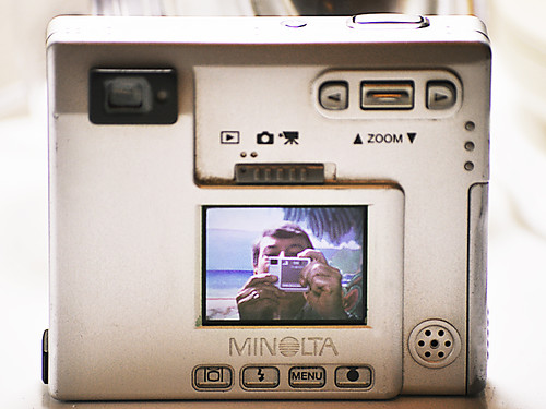 Minolta DiMAGE X product image