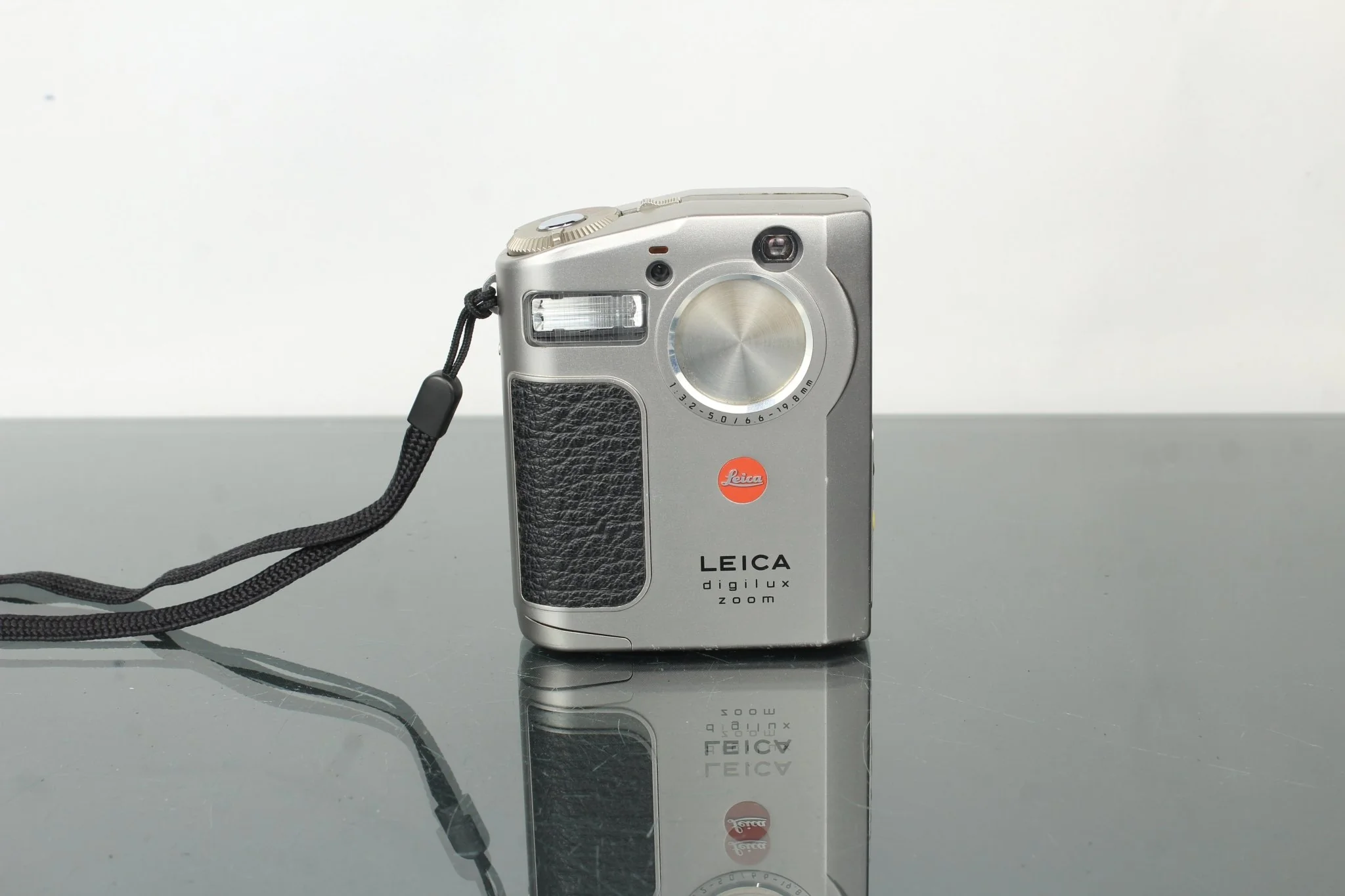 Leica Digilux Zoom product image